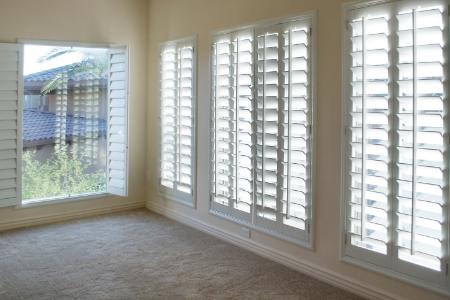 3 Energy Saving Benefits Of Plantation Shutters